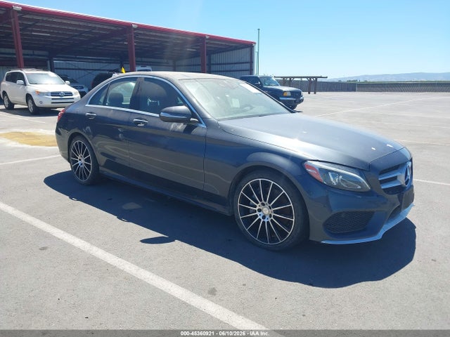 Aukcja sprzedaży 2015 Mercedes-benz C 300 Sport 4matic, vin: 55SWF4KB1FU040899, numer aukcji: 45360921