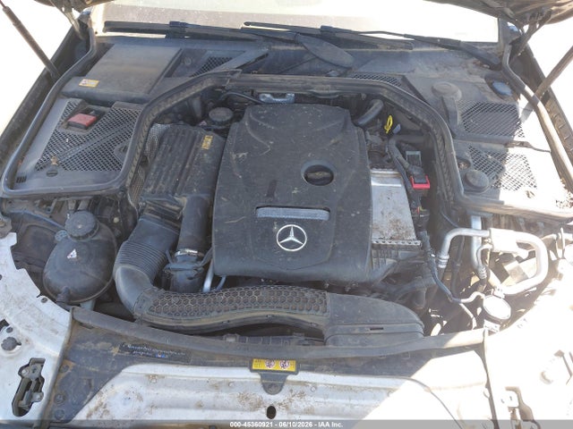 Aukcja sprzedaży 2015 Mercedes-benz C 300 Sport 4matic, vin: 55SWF4KB1FU040899, numer aukcji: 45360921