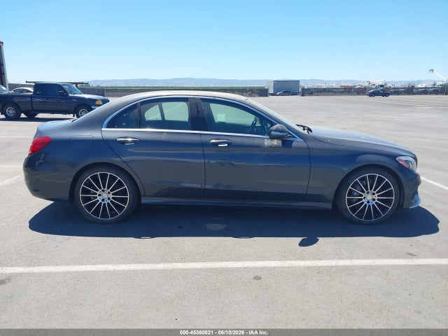 Aukcja sprzedaży 2015 Mercedes-benz C 300 Sport 4matic, vin: 55SWF4KB1FU040899, numer aukcji: 45360921