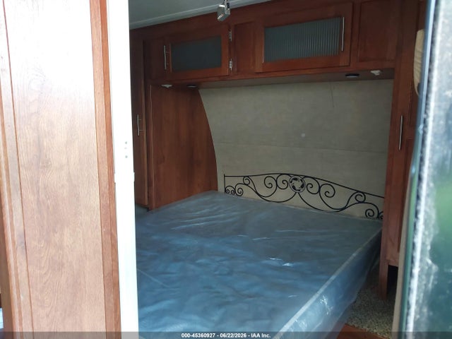 45360927 :رقم المزاد ، 1SE200P28EN000363 vin ، 2014 Skyline Walkabout M-28bd مزاد بيع