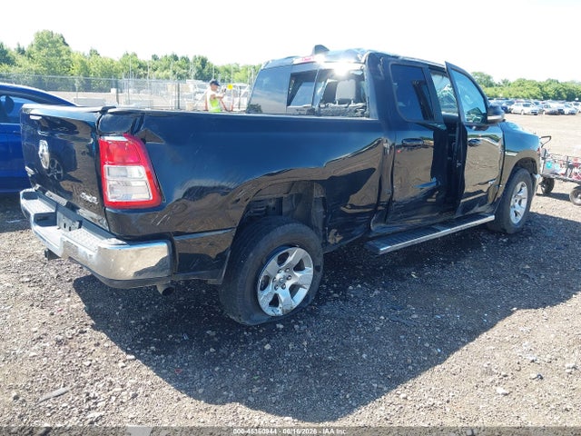 45360944 :رقم المزاد ، 1C6RRFBG8MN722620 vin ، 2021 Ram 1500 Big Horn  4x4 6'4 Box مزاد بيع