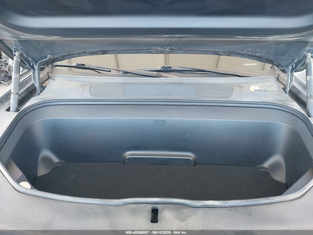 Rivian R1s Adventure 2023 7PDSGABA6PN013227 Image 10