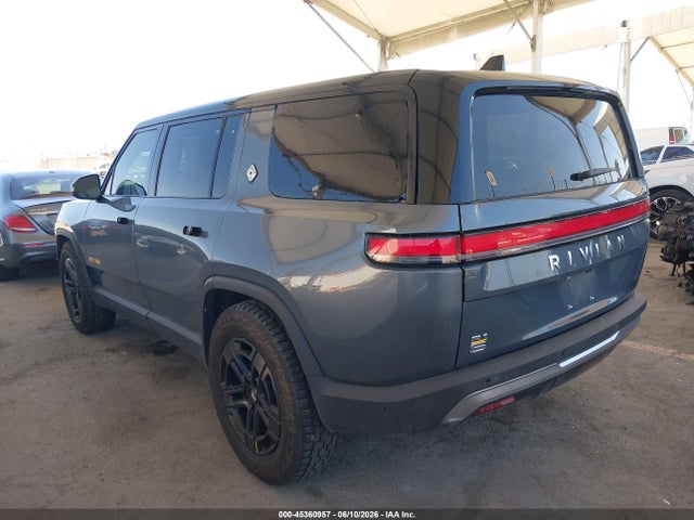 Rivian R1s Adventure 2023 7PDSGABA6PN013227 Image 3