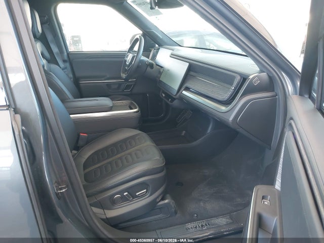 Rivian R1s Adventure 2023 7PDSGABA6PN013227 Image 5