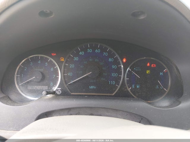 2010 Toyota Sienna Le მანქანა იყიდება აუქციონზე, vin: 5TDKK4CC3AS330942, აუქციონის ნომერი: 45360966