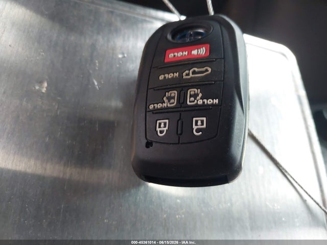 Toyota SIENNA XLE 2021 5TDYRKEC8MS010205 Image 11