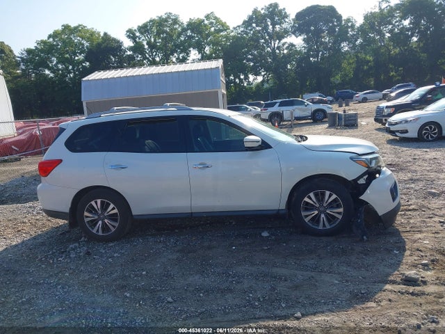2017 Nissan Pathfinder Sl მანქანა იყიდება აუქციონზე, vin: 5N1DR2MN1HC650048, აუქციონის ნომერი: 45361022