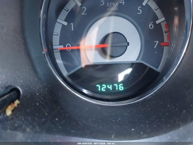 45361024 :رقم المزاد ، 1C3BC1FB0BN569052 vin ، 2011 Chrysler 200 Touring مزاد بيع