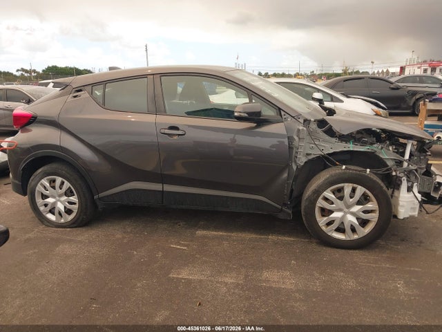 2021 Toyota C-hr Le მანქანა იყიდება აუქციონზე, vin: NMTKHMBX3MR120282, აუქციონის ნომერი: 45361026