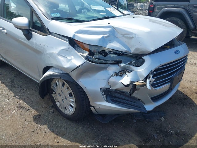 Продажа на аукционе авто 2015 Ford Fiesta S, vin: 3FADP4TJ4FM179745, номер лота: 45361057