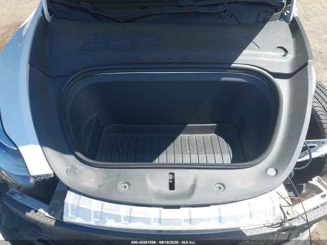 Продажа на аукционе авто 2020 Tesla Model Y Long Range Dual Motor All-wheel Drive, vin: 5YJYGDEE7LF039880, номер лота: 45361096