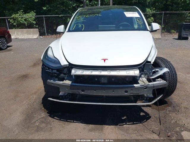 Продажа на аукционе авто 2020 Tesla Model Y Long Range Dual Motor All-wheel Drive, vin: 5YJYGDEE7LF039880, номер лота: 45361096