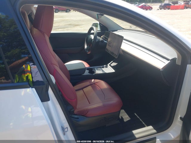 Продажа на аукционе авто 2020 Tesla Model Y Long Range Dual Motor All-wheel Drive, vin: 5YJYGDEE7LF039880, номер лота: 45361096