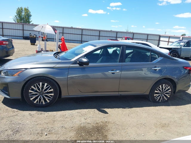 1N4BL4DV9SN381338 Nissan Altima Sv Fwd