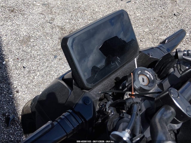 Honda Cb750 A 2025 JH2RH240XSK000060 Image 7