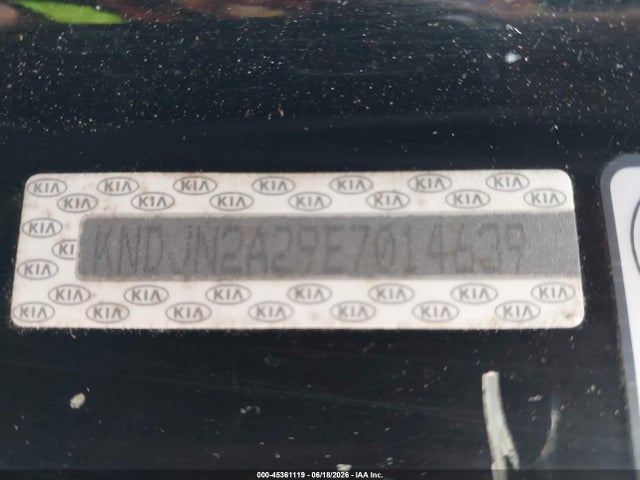 KIA Soul 2014 KNDJN2A29E7014639 Image 9