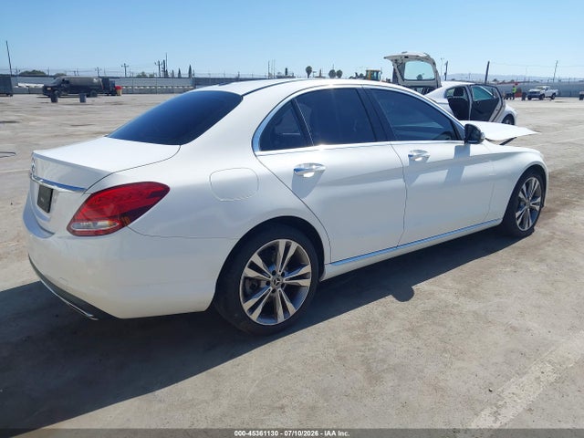 Mercedes-Benz C 300 2018 55SWF4JB3JU246770 Image 4