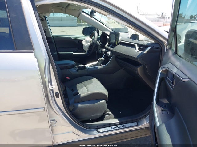 2022 Toyota Rav4 Le მანქანა იყიდება აუქციონზე, vin: 2T3H1RFV4NC211830, აუქციონის ნომერი: 45361135