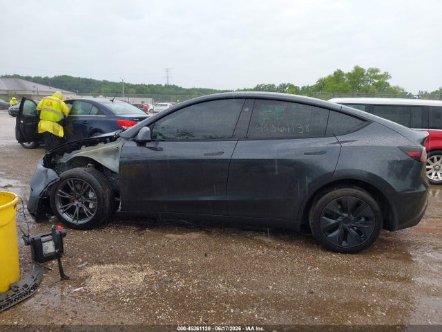 45361138 :رقم المزاد ، 7SAYGDEE5RF161052 vin ، 2024 Tesla Model Y Long Range Dual Motor All-wheel Drive مزاد بيع