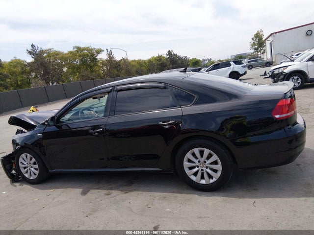 1VWAP7A35EC012522 Volkswagen Passat 2.5l Wolfsburg Edition