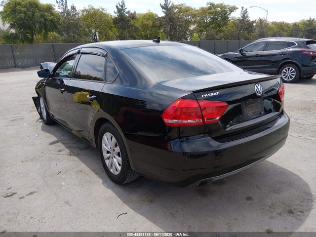 1VWAP7A35EC012522 Volkswagen Passat 2.5l Wolfsburg Edition