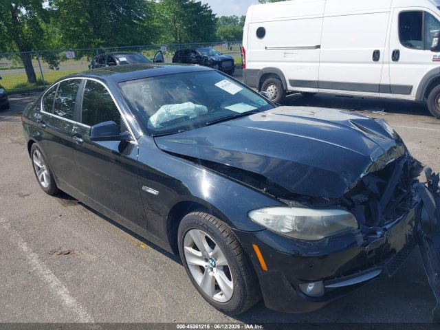 2013 Bmw 528i Xdrive მანქანა იყიდება აუქციონზე, vin: WBAXH5C53DDW14810, აუქციონის ნომერი: 45361216