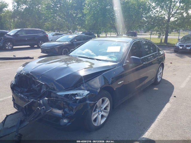2013 Bmw 528i Xdrive მანქანა იყიდება აუქციონზე, vin: WBAXH5C53DDW14810, აუქციონის ნომერი: 45361216