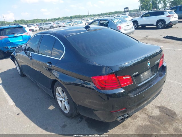 2013 Bmw 528i Xdrive მანქანა იყიდება აუქციონზე, vin: WBAXH5C53DDW14810, აუქციონის ნომერი: 45361216