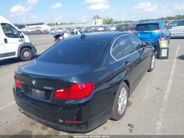 2013 Bmw 528i Xdrive მანქანა იყიდება აუქციონზე, vin: WBAXH5C53DDW14810, აუქციონის ნომერი: 45361216