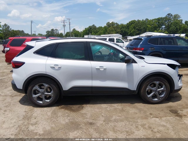 45361226 :رقم المزاد ، 1FMCU0MN2SUB23684 vin ، 2025 Ford Escape St-line مزاد بيع