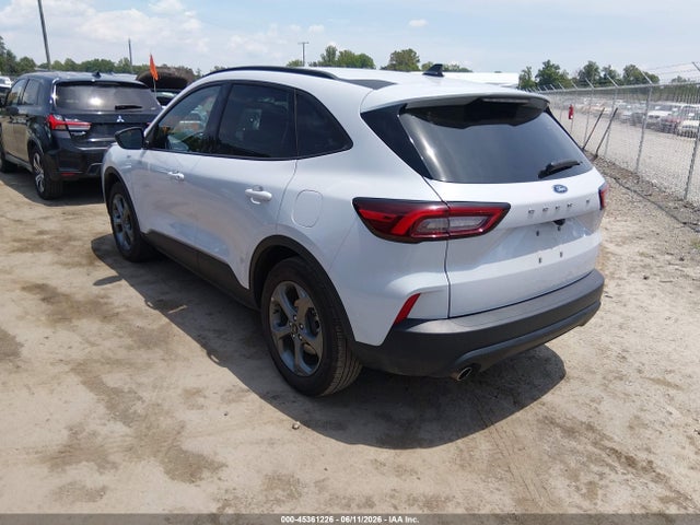 45361226 :رقم المزاد ، 1FMCU0MN2SUB23684 vin ، 2025 Ford Escape St-line مزاد بيع