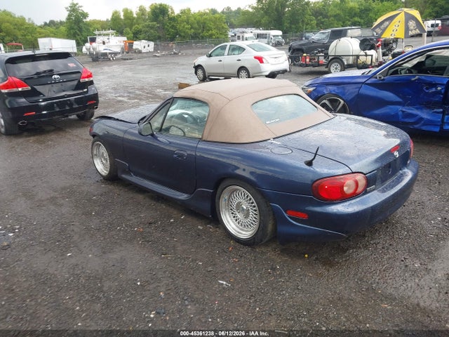 Продаж на аукціоні авто 2003 Mazda Mx-5 Miata Cloth/ls/se/shinsen, vin: JM1NB353X30303019, номер лоту: 45361238