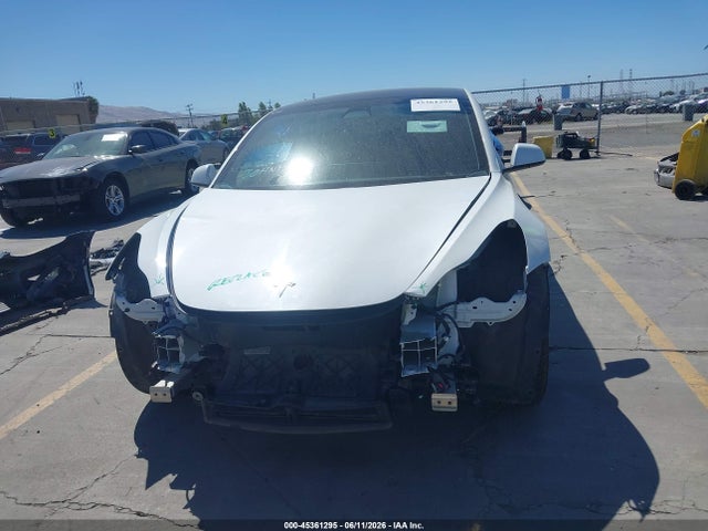 45361295 :رقم المزاد ، 5YJ3E1EC0MF049200 vin ، 2021 Tesla Model 3 Performance Dual Motor All-wheel Drive مزاد بيع