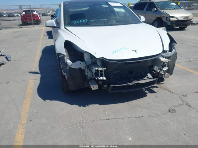45361295 :رقم المزاد ، 5YJ3E1EC0MF049200 vin ، 2021 Tesla Model 3 Performance Dual Motor All-wheel Drive مزاد بيع