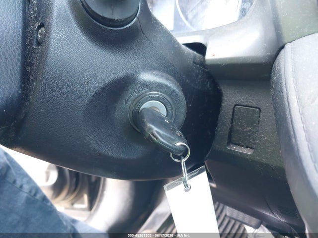 Toyota RAV4 LE 2018 2T3BFREVXJW774852 Image 11