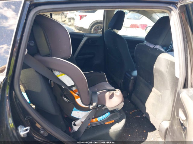 Toyota RAV4 LE 2018 2T3BFREVXJW774852 Image 8