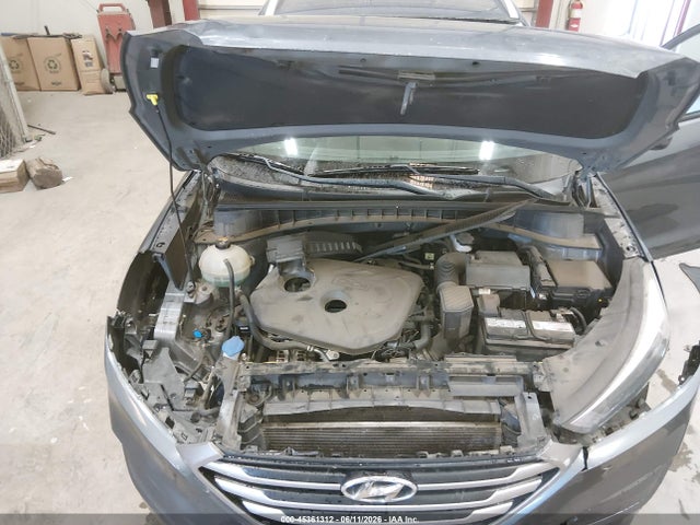 KM8J3CA42JU666622 Hyundai TUCSON SEL