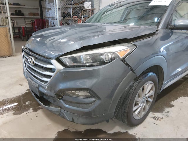 KM8J3CA42JU666622 Hyundai TUCSON SEL
