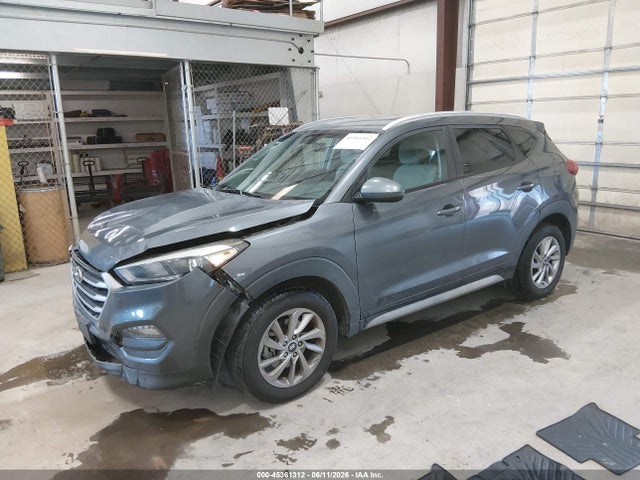 KM8J3CA42JU666622 Hyundai TUCSON SEL