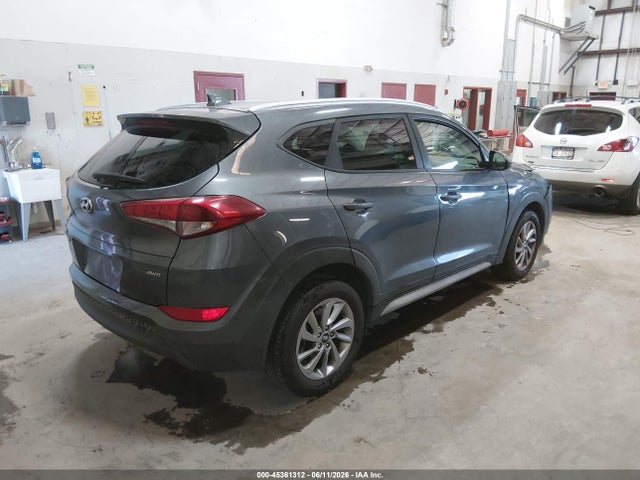 KM8J3CA42JU666622 Hyundai TUCSON SEL