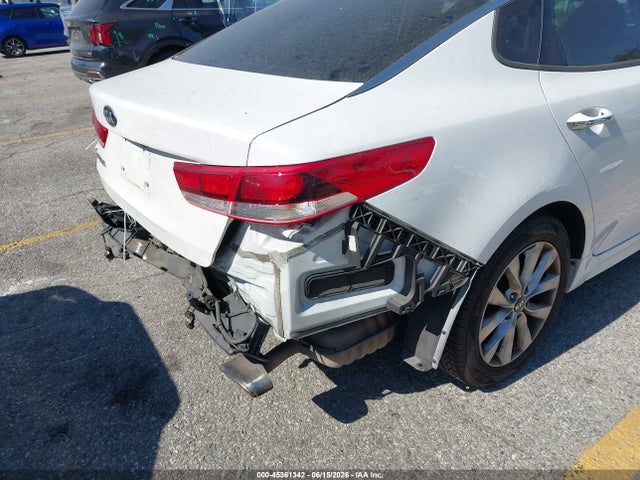 KIA Optima Lx 2018 5XXGT4L38JG256891 Image 17