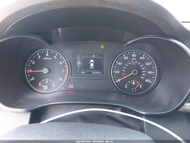 5XXGT4L38JG256891 KIA Optima Lx