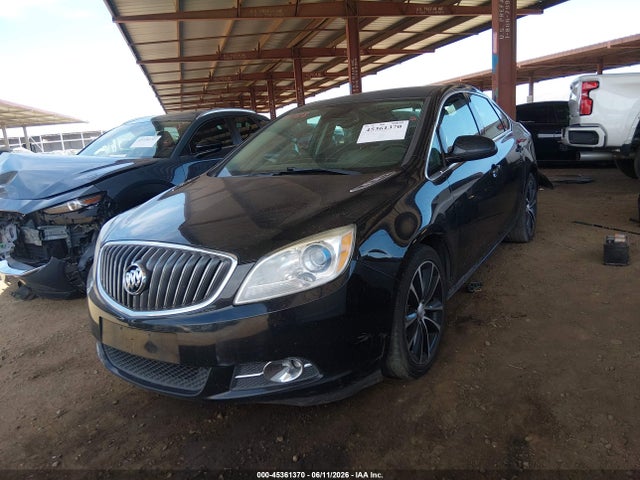 45361370 :رقم المزاد ، 1G4PR5SK6H4111328 vin ، 2017 Buick Verano Sport Touring مزاد بيع