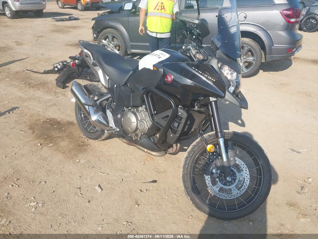 Honda Vfr1200 X 2016 JH2SC7607GK000261 Image 1