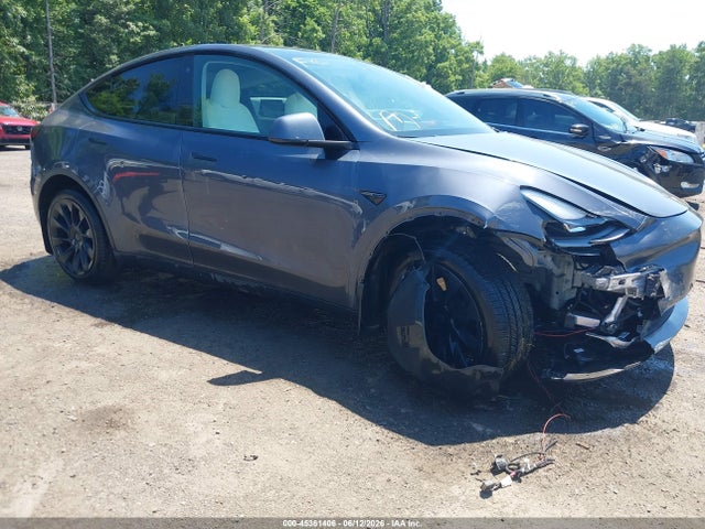 Auction sale of the 2023 Tesla Model Y Awd/long Range Dual Motor All-wheel Drive, vin: 7SAYGDEE2PF692514, lot number: 45361406