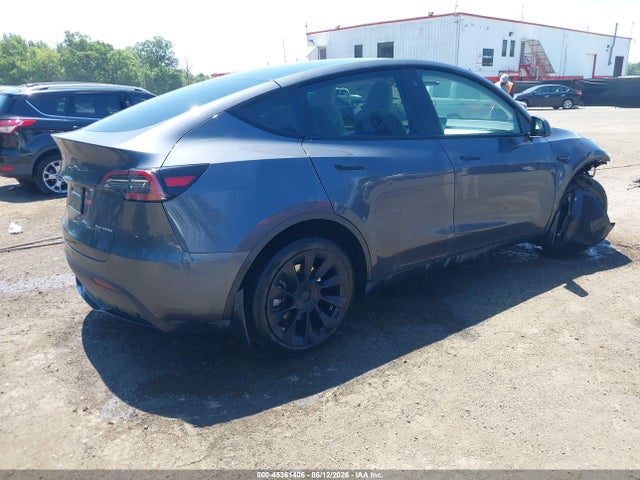 Продажа на аукционе авто 2023 Tesla Model Y Awd/long Range Dual Motor All-wheel Drive, vin: 7SAYGDEE2PF692514, номер лота: 45361406