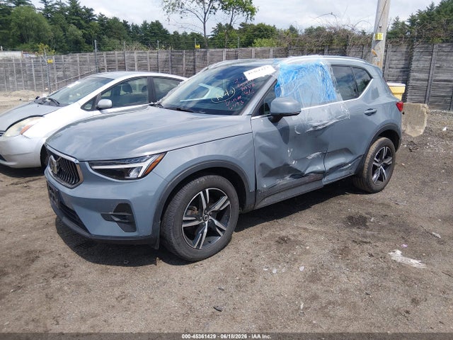 Aukcja sprzedaży 2023 Volvo Xc40 B5 Plus Bright Theme, vin: YV4L12UN1P2966493, numer aukcji: 45361429