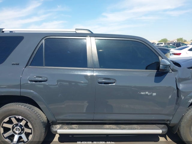 Toyota 4RUNNER SR5 2024 JTEEU5JR8R5306783 Image 14