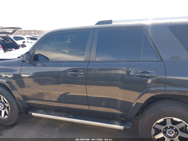 Toyota 4RUNNER SR5 2024 JTEEU5JR8R5306783 Image 15
