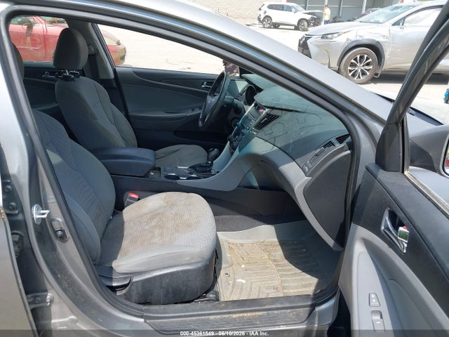 2013 Hyundai Sonata Gls მანქანა იყიდება აუქციონზე, vin: 5NPEB4AC1DH779465, აუქციონის ნომერი: 45361549